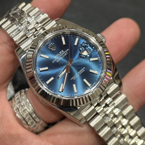 Đồng hồ Rolex DateJust mặt xanh cọc dạ quang