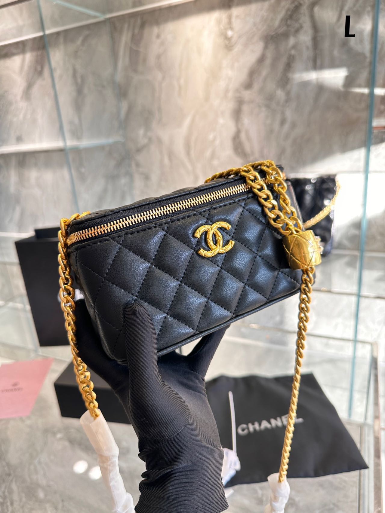 Anna Boutiques  Túi cốp Chanel về hàng Size mini 18cm  Facebook
