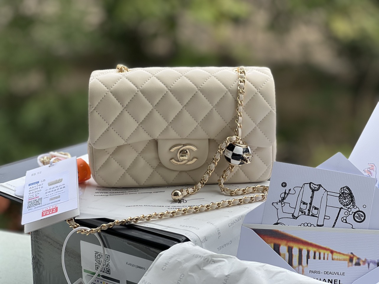 Túi xách da nữ chính hãng Chanel 8 Flap Bag quả cầu vàng giá rẻ