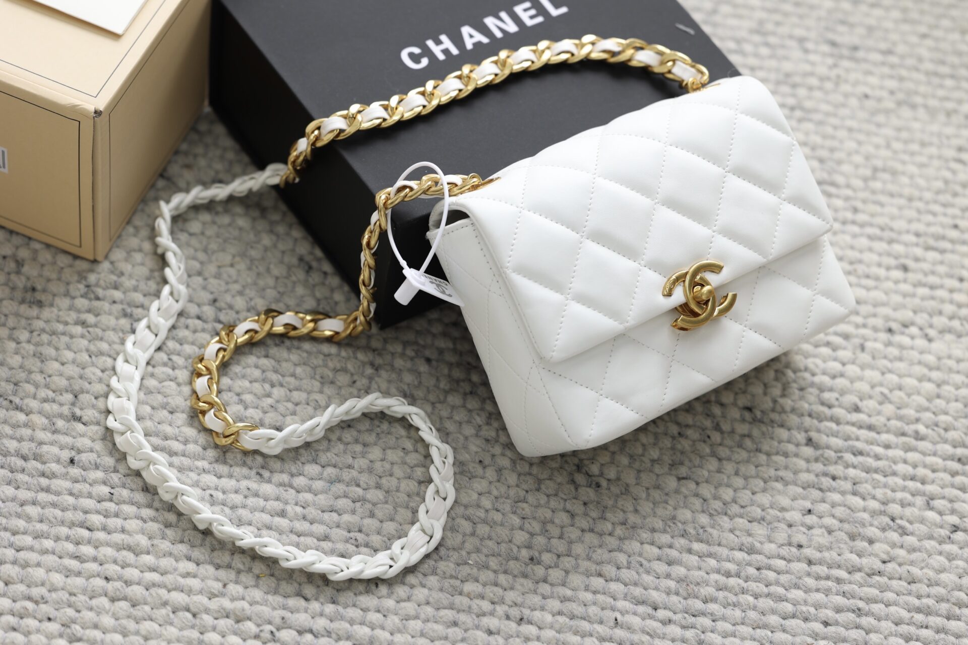 Túi xách tay Chanel mẫu mới siêu cấp da bê màu xanh size 18 cm  AS8817   Túi Xách Nữ Túi Xách Đẹp Túi Xách Giày Dép Nữ  Bước Thời Trang