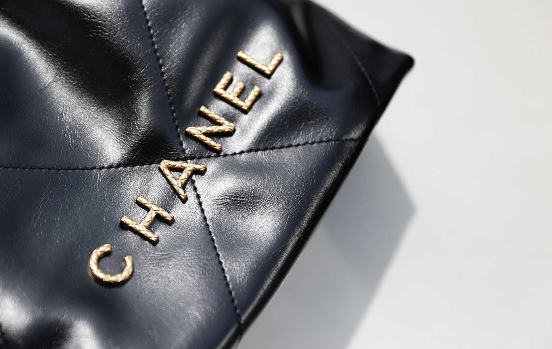 Túi xách to da mềm kèm ví Chanel Hobo Shopping Small tag đen bản 29cm   Kenn Store  Hàng Hiệu VIP Túi Xách Giày Dép Phụ Kiện