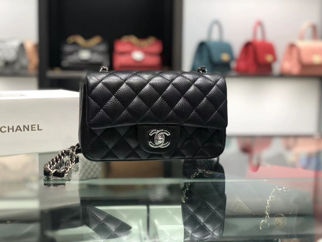 Túi Xách Chanel Classic Flap Bag 20 Caviar Da Đen Kim Loại Bạc Hàng Siêu  Cấp Like Auth