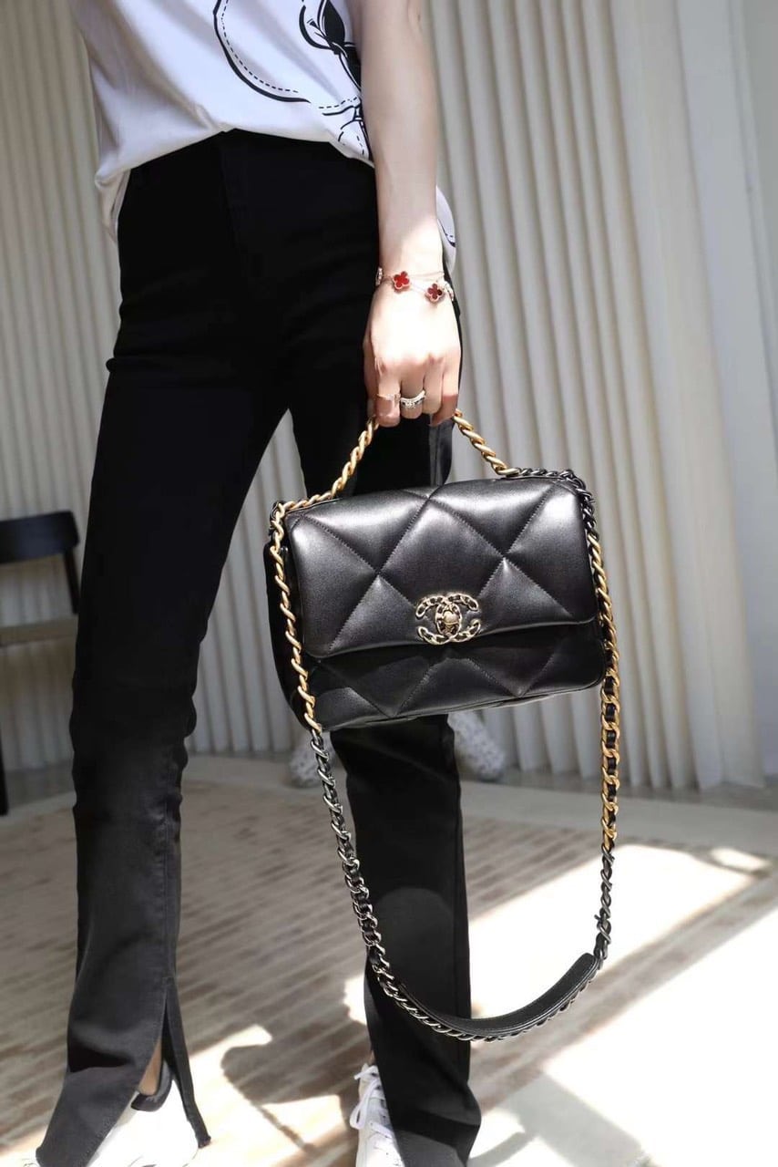 Túi Xách Chanel Classic Caviar Jumbo màu đen khoá vàng  Siêu Cấp