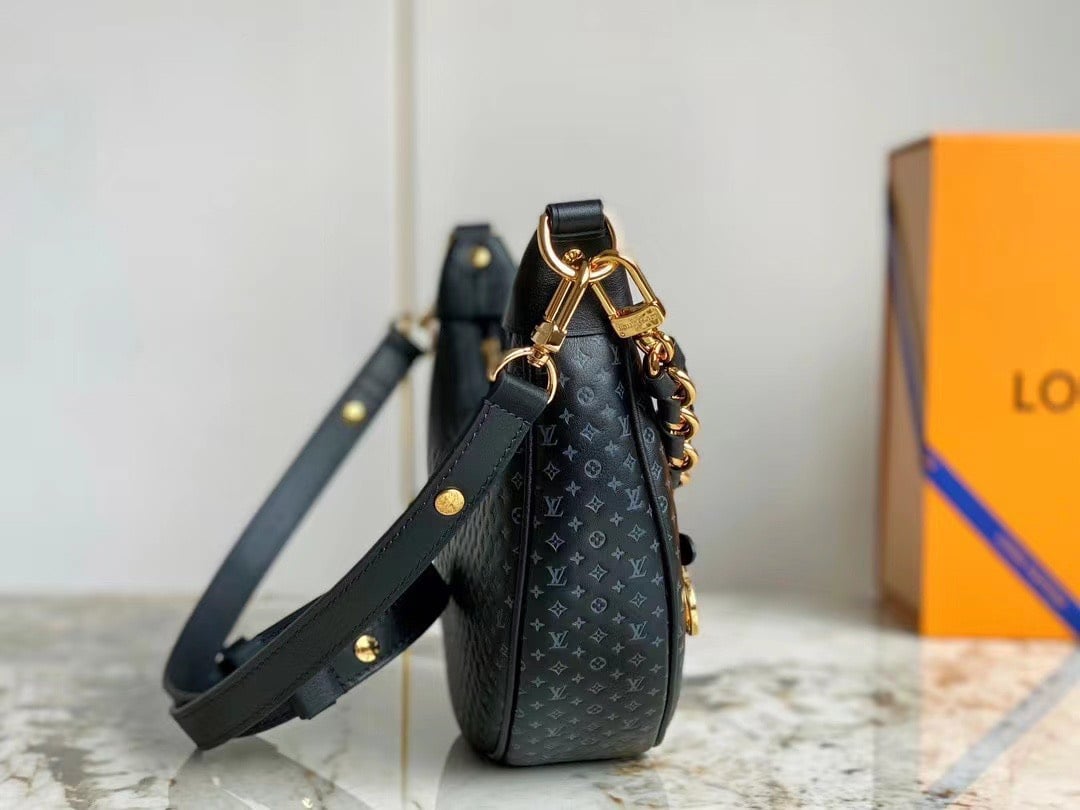 Túi Nữ Louis Vuitton Loop Baguette Bag Black M22591  LUXITY