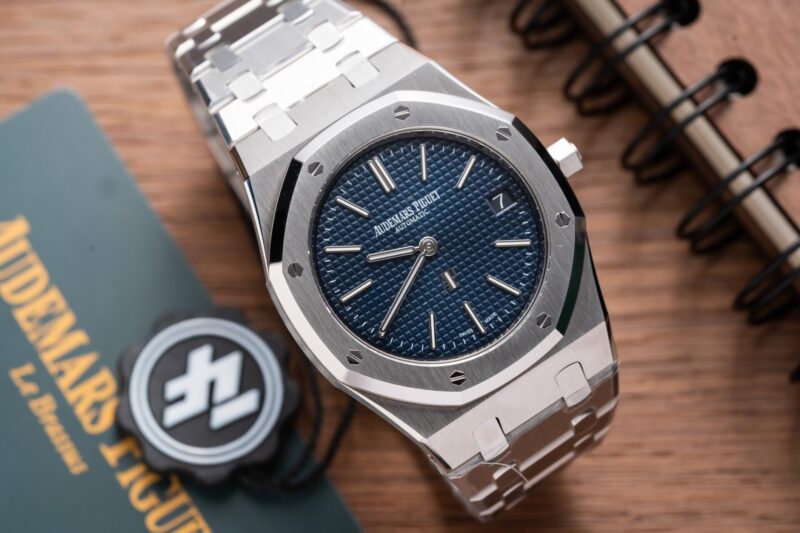 ĐỒNG HỒ AUDEMARS PIGUET ROYAL OAK 16202 MẶT SỐ XANH REP 1:1 ZF FACTORY