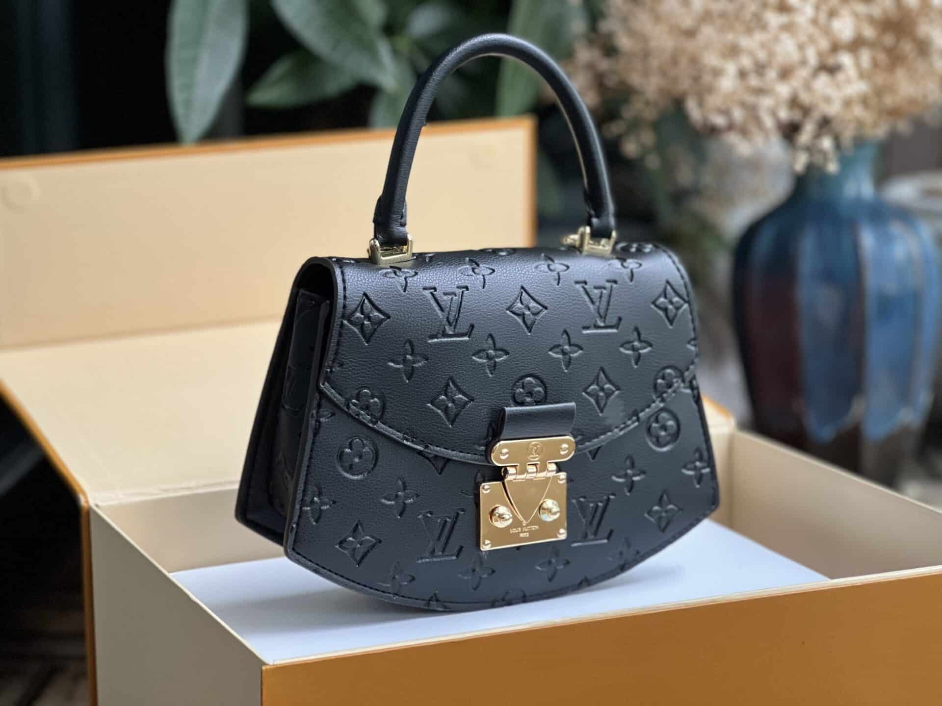 Túi Nữ Louis Vuitton Tilsitt Bag Monogram M46548  LUXITY