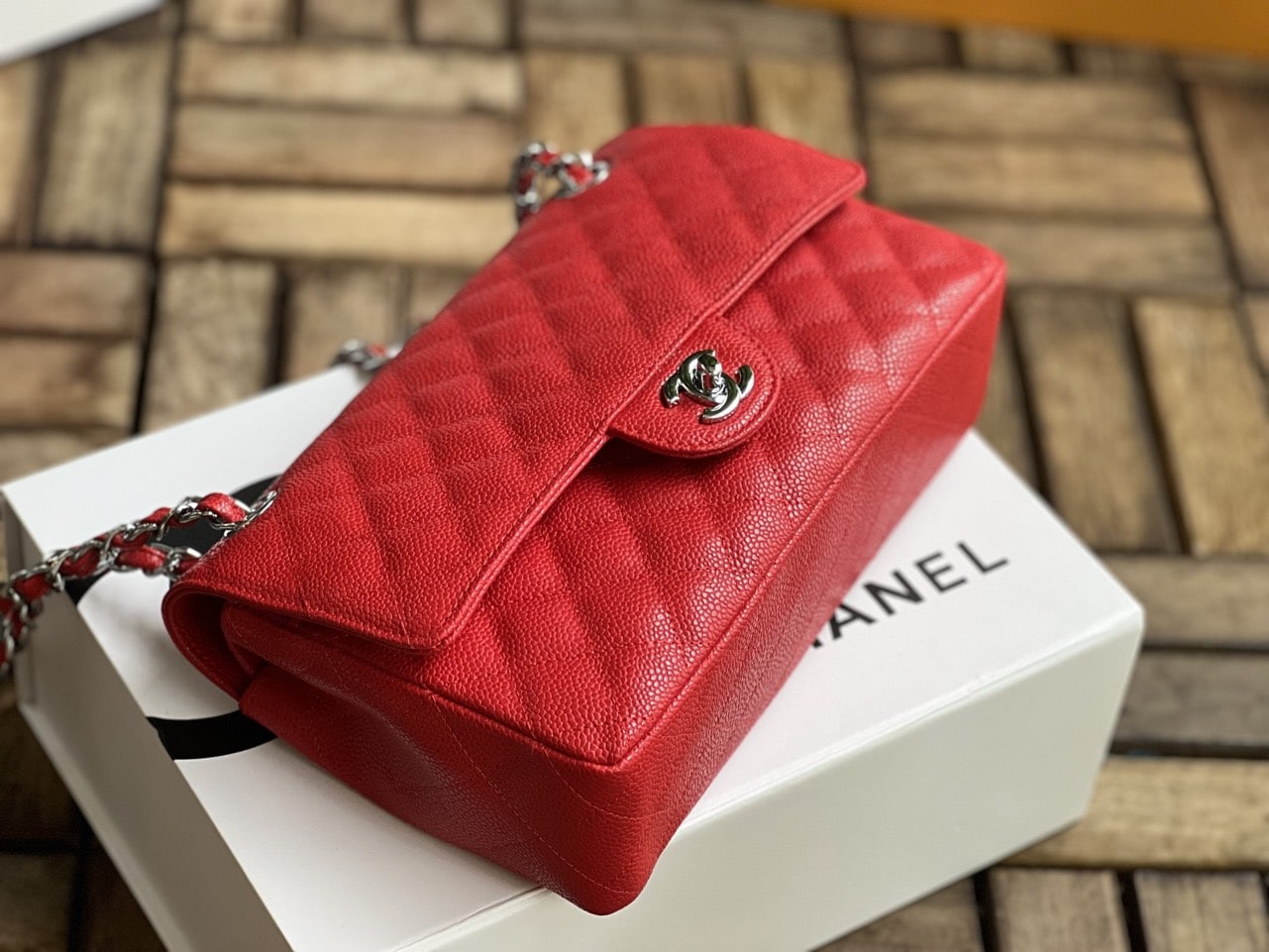Chanel ra mắt chiếc túi mới cho năm 2022  Báo An Giang Online