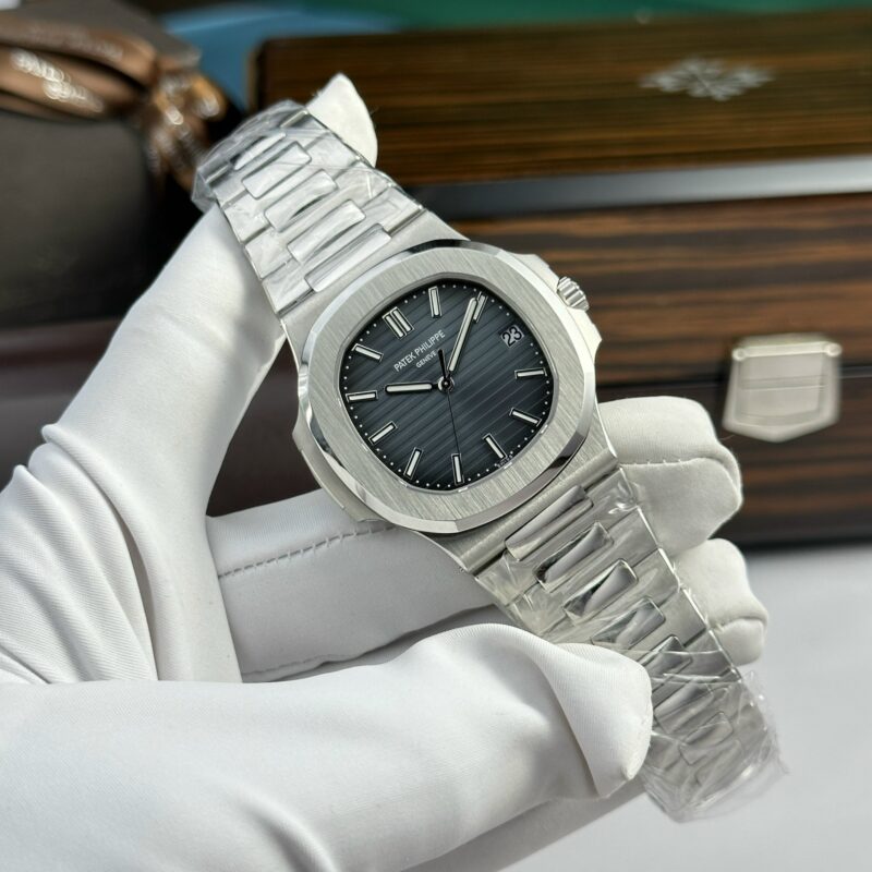 PATEK PHILIPPE NAUTILUS 5711 MẶT XANH BLUE TINH CHỈNH MẶT SỐ + Ô LỊCH + VỎ 40MM