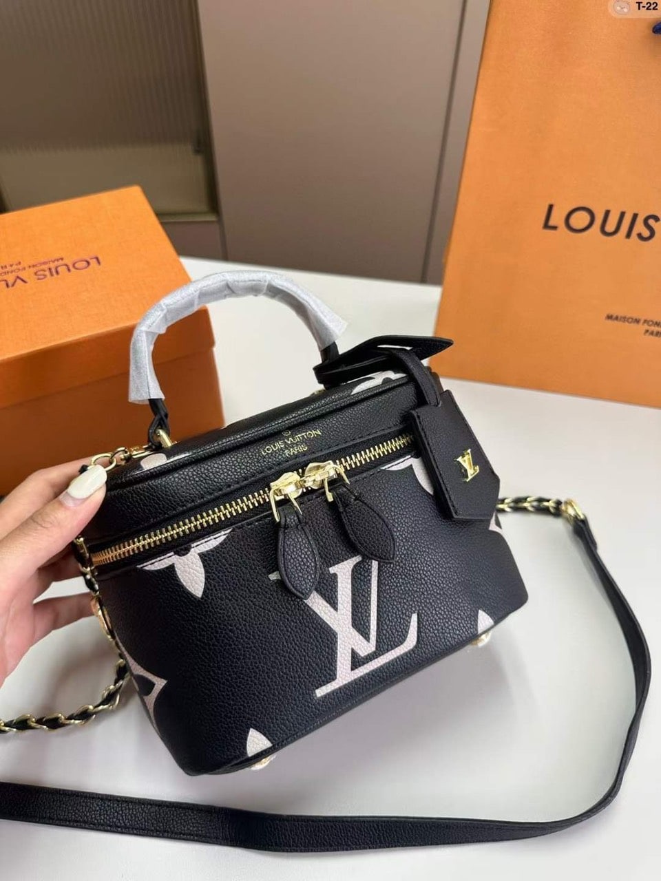 Bag Louis Vuitton Vanity PM monogram canvas  VintageUnited