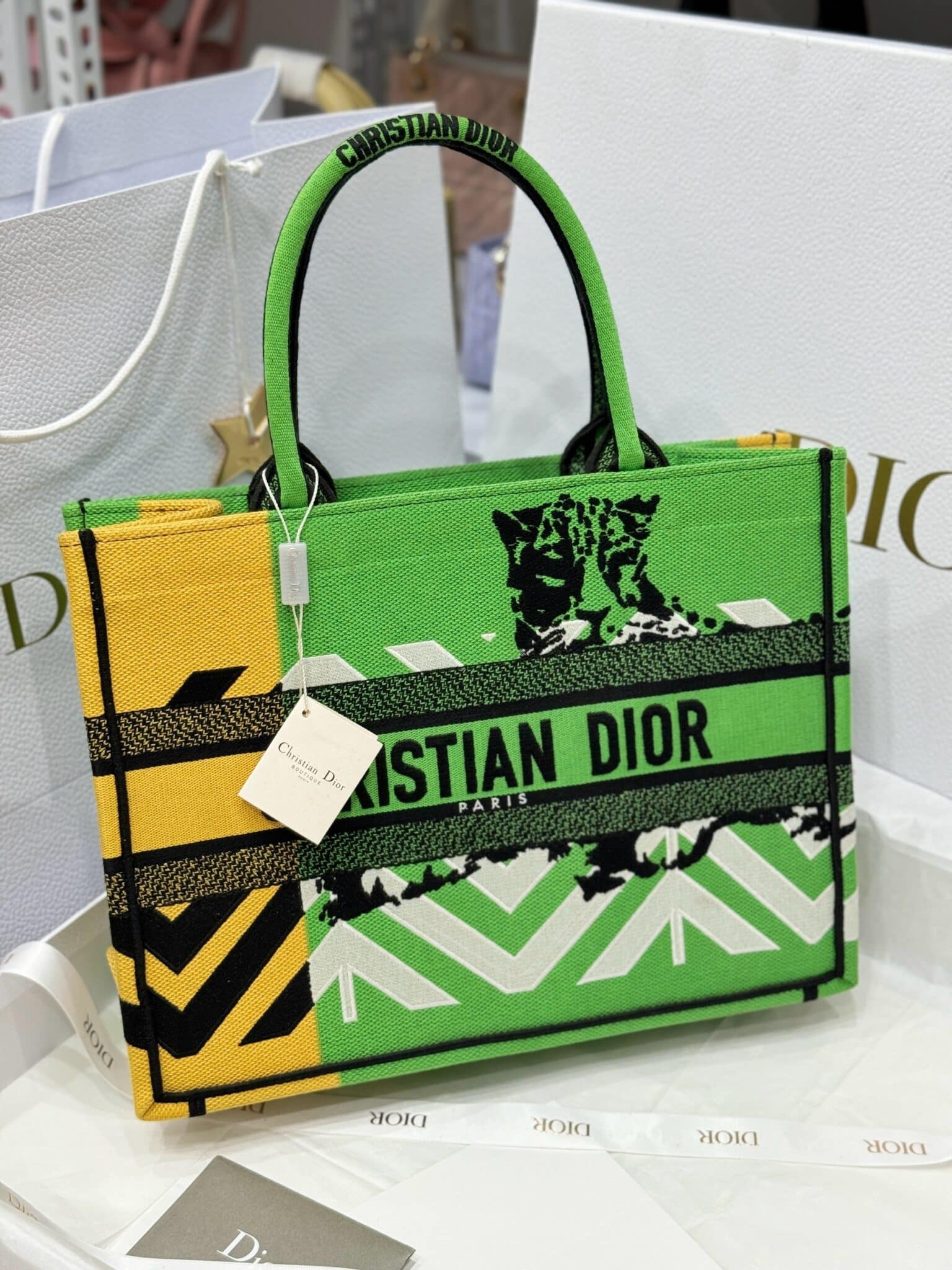 TÚI XÁCH DIOR BOOK TOTE BRIGHT GREEN AND ORANG D-JUNGLE POP EMBROIDERY LIKE AUTH 36CM